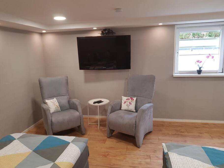 Ferienwohnung Bela, Naehe Nuerburgring Luxem Exteriör bild